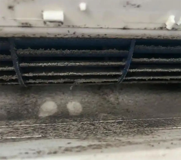 古交空调吹的风有股烧焦味是怎么回事